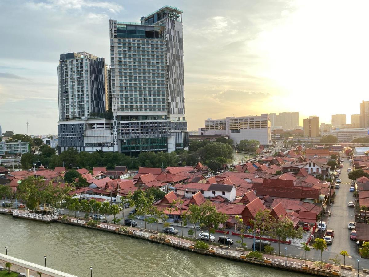 Amanjiwa 99R Apartamento Malacca Exterior foto