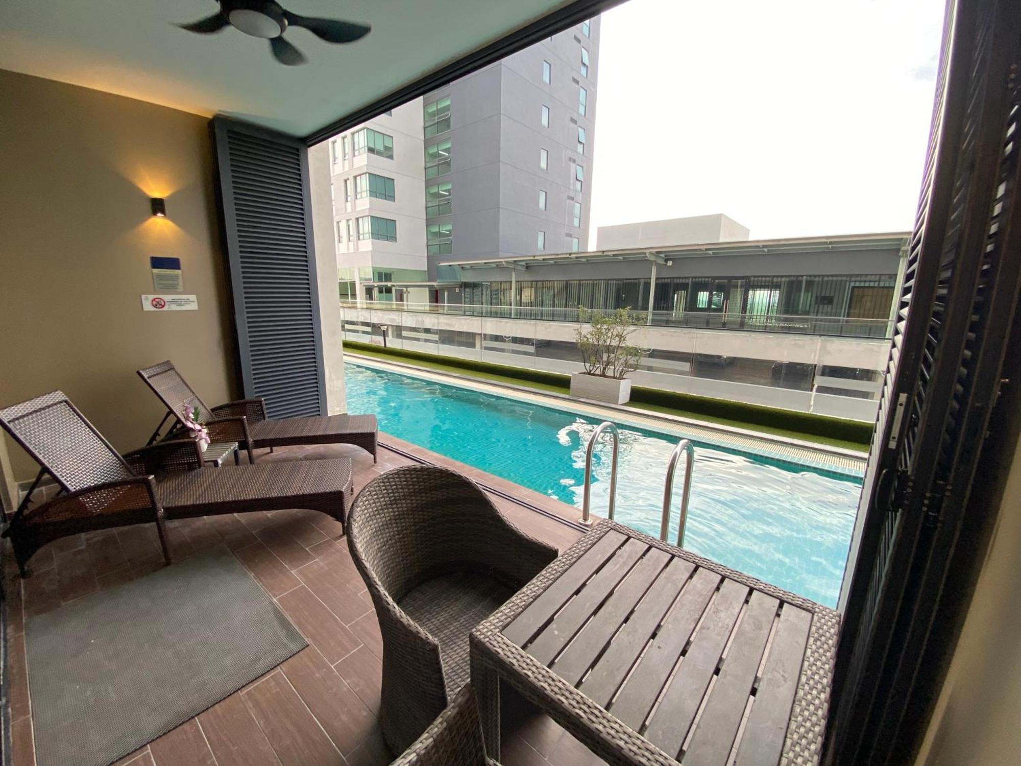 Amanjiwa 99R Apartamento Malacca Exterior foto